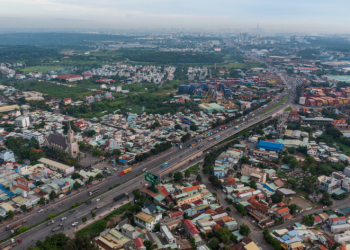 Chuyện gì đang xảy ra với thị trường đất nền?