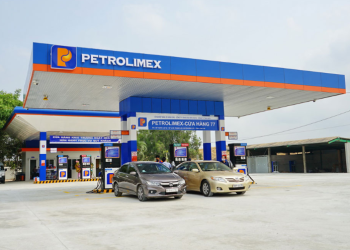 Doanh thu tăng vọt lên 3 tỷ USD, Petrolimex vẫn lỗ kinh doanh xăng dầu