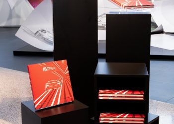 Porsche giới thiệu Ấn phẩm Kỷ niệm 15 năm Porsche Việt Nam