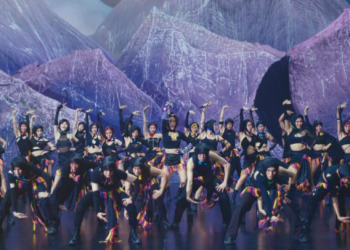 Hoàng Thuỳ Linh trong MV “Bo Xì Bo” hiện đang đạt top 1 trending