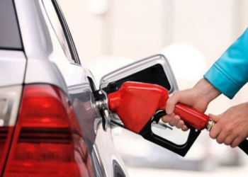 Ngày mai, giá xăng có thể giảm 100 – 200 đồng/lít