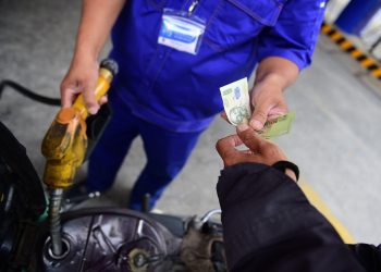 Bộ Công Thương đề xuất để cây xăng được lấy hàng từ nhiều nguồn