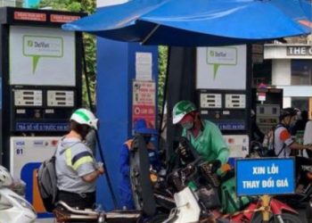 Giá xăng sẽ ra sao vào ngày mai ?