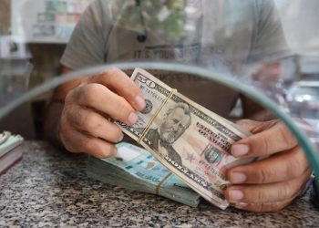 Tỷ giá ngoại tệ ngày 16/3/2023: USD tiếp đà tăng mạnh