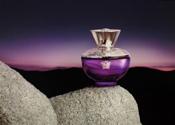 Versace Pour Femme Dylan Purple- Khung cảnh rực rỡ của bữa tiệc mùa hè bất tận