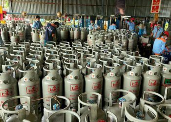 Từ 1/6, giá gas giảm 35.500 đồng/bình 12 kg