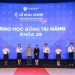 Trường Đại học Văn Lang hướng đến môi trường đại học chuẩn quốc tế :Trao hơn 350 suất học bổng tại lễ khai giảng năm 2023-2024