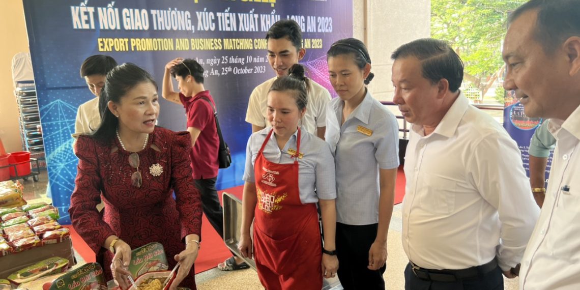 Doanh nhân Lê Thị Tố Nga nâng tầm uy tín và giá trị nông sản Việt vươn ra thế giới