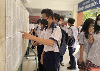 TP.HCM dừng tuyển sinh lớp 10 không chuyên tại 2 trường chuyên