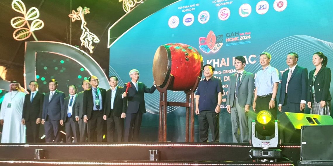 Khai mạc Lễ hội “Sâm và Hương liệu, Dược liệu quốc tế TP.HCM 2024”