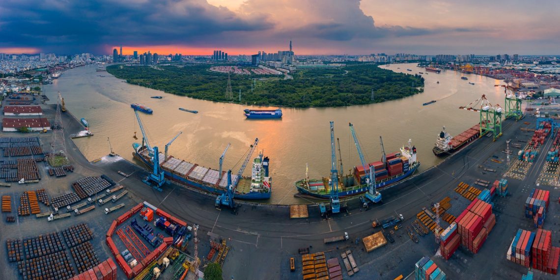 TPHCM định hướng trở thành trung tâm logistics