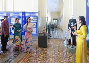 Trưng bày chuyên đề giới thiệu gần 150 tài liệu, hình ảnh, hiện vật, chia thành 3 phần: Thể thao TP.HCM