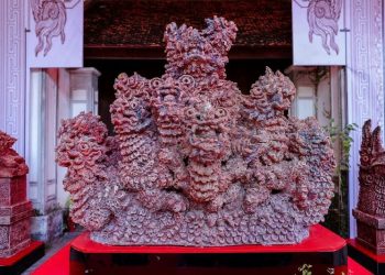 Triển lãm gốm “Hiện Linh” tiên phong ứng dụng công nghệ định danh số đầu tiên tại Việt Nam