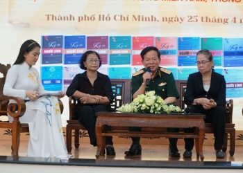 Giới thiệu sách “Ký ức người lính” tập 22