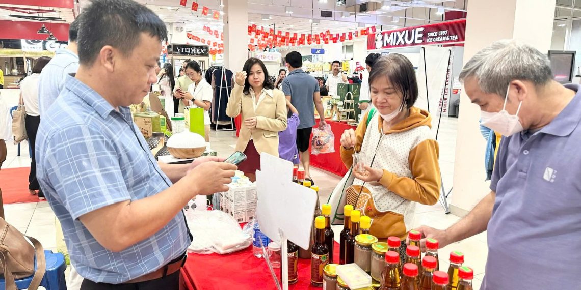 Các sản phẩm OCOP của tỉnh Quảng Trị chính thức tiếp cận với người tiêu dùng TP HCM thông qua hệ thống của Saigon Co.op