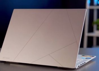 Có nên chọn laptop màn hình cảm ứng cho công việc văn phòng?