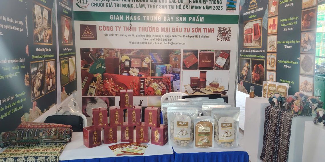 Hơn100 sản phẩm nông lâm thủy sản thực phẩm đặc sắc của địa phương tham gia hội chợ”Xúc tiến thương mại tại TP.HCM