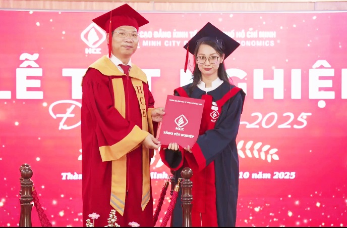 Lễ Tốt nghiệp Đợt 2 năm 2025:Trường cao đẳng Kinh tế TP.HCM