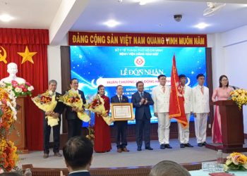 Bệnh viện Răng Hàm Mặt TPHCM tổ chức lễ đón nhận Huân chương Lao động hạng Nhất